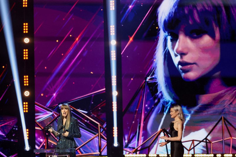 Taylor Swift at 2023 iHeartRadio Music Awards — photo 146