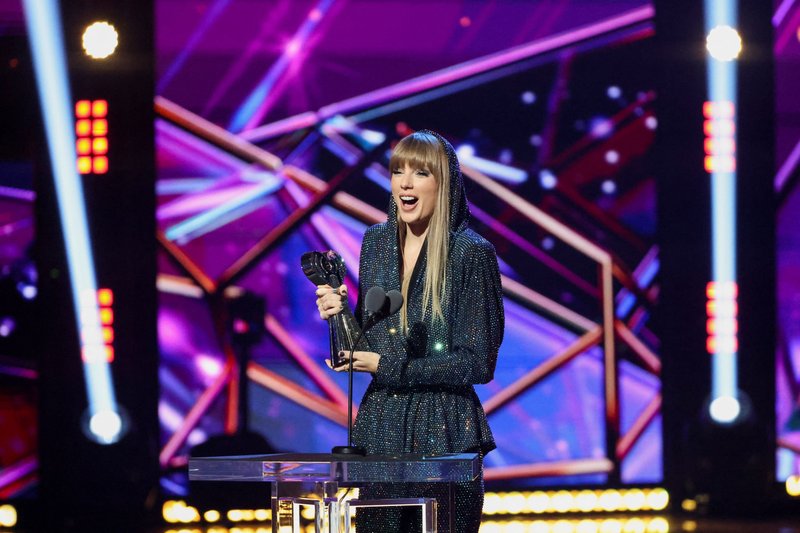 Taylor Swift at 2023 iHeartRadio Music Awards — photo 152