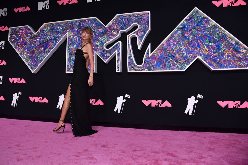 Taylor Swift at 2023 MTV Video Music Awards — photo 83