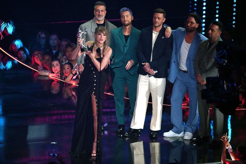 Taylor Swift at 2023 MTV Video Music Awards — photo 95