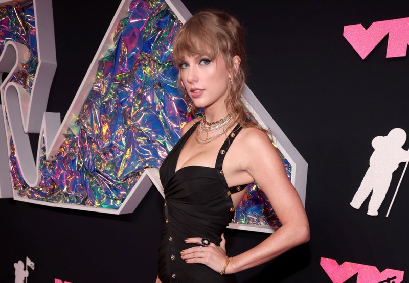 Taylor Swift at 2023 MTV Video Music Awards — photo 128