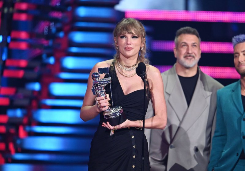 Taylor Swift at 2023 MTV Video Music Awards — photo 195