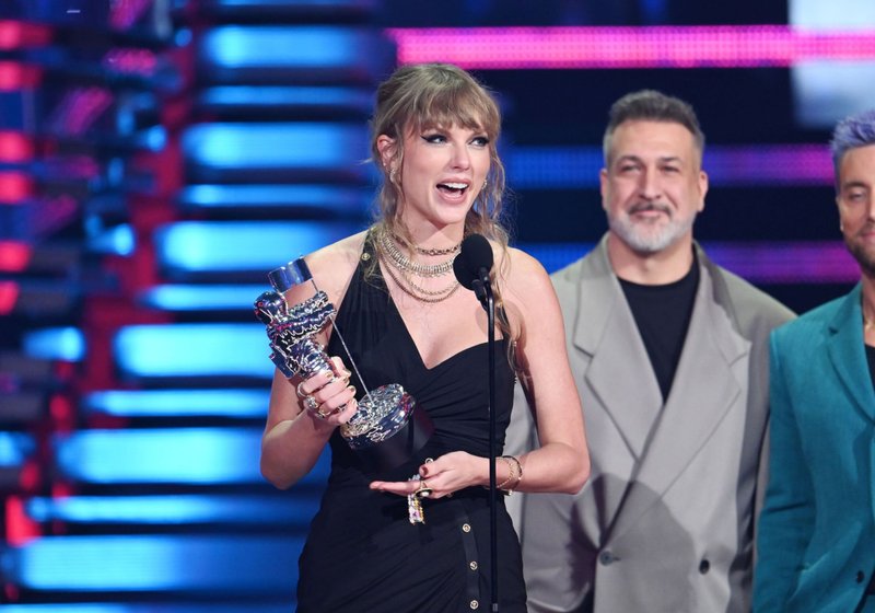 Taylor Swift at 2023 MTV Video Music Awards — photo 197