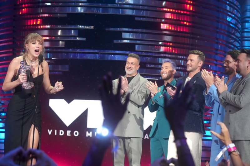 Taylor Swift at 2023 MTV Video Music Awards — photo 208