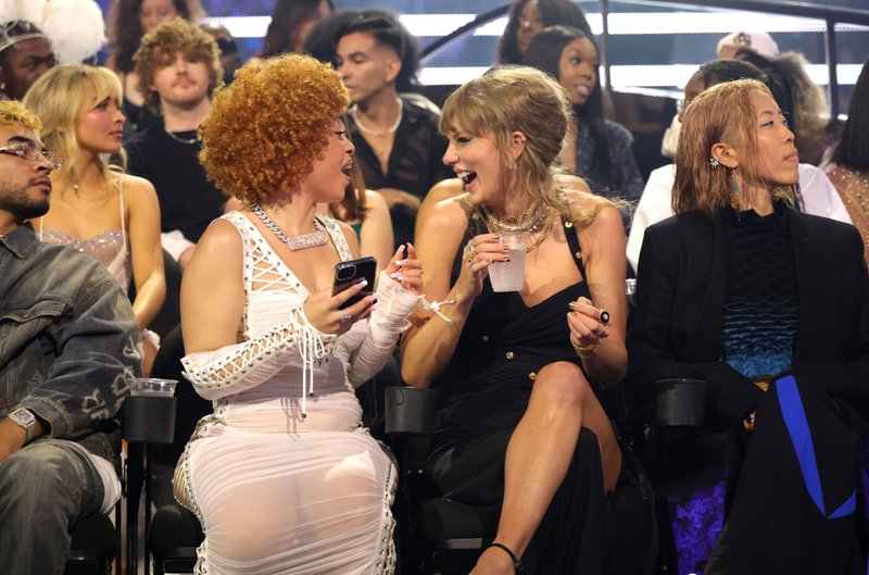 Taylor Swift at 2023 MTV Video Music Awards — photo 209