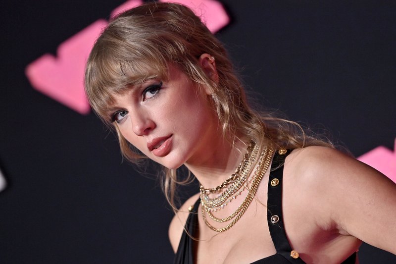 Taylor Swift at 2023 MTV Video Music Awards — photo 221