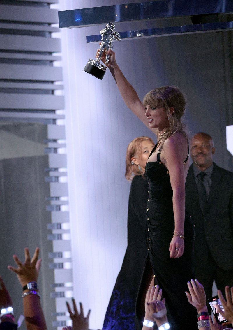 Taylor Swift at 2023 MTV Video Music Awards — photo 229