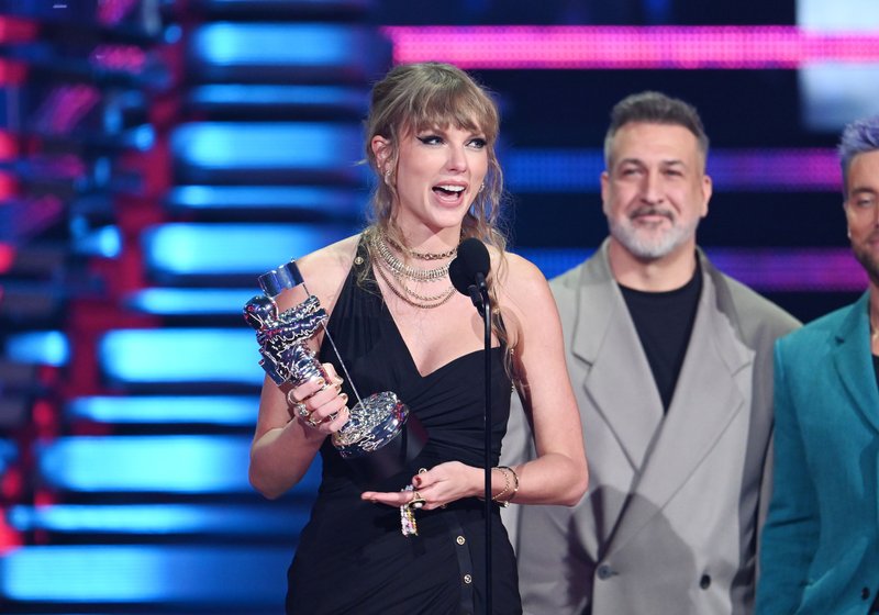 Taylor Swift at 2023 MTV Video Music Awards — photo 254