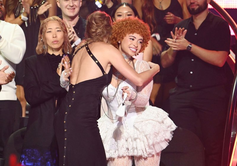 Taylor Swift at 2023 MTV Video Music Awards — photo 259