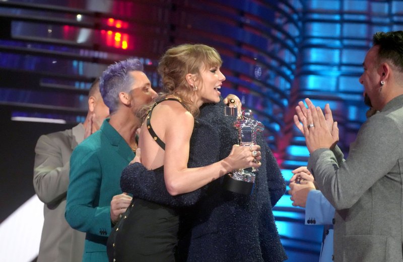 Taylor Swift at 2023 MTV Video Music Awards — photo 294