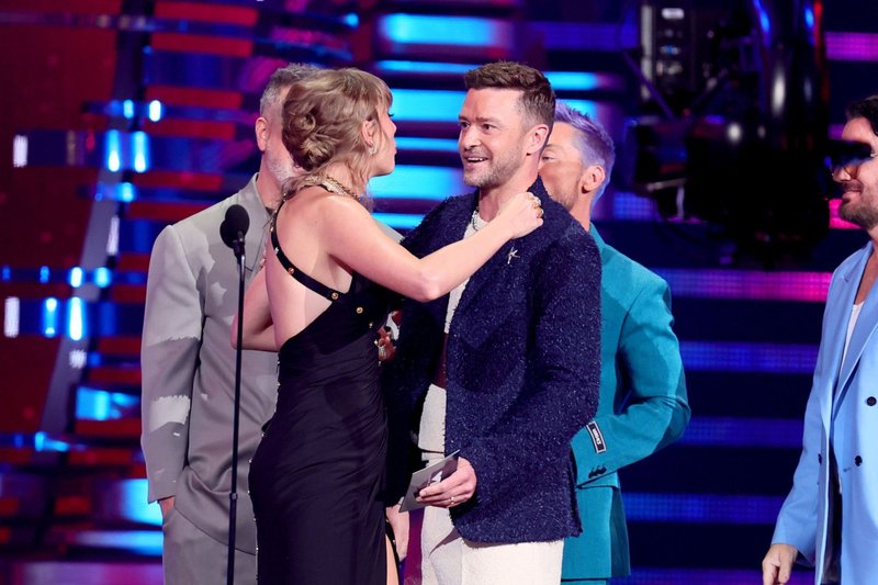 Taylor Swift at 2023 MTV Video Music Awards — photo 296