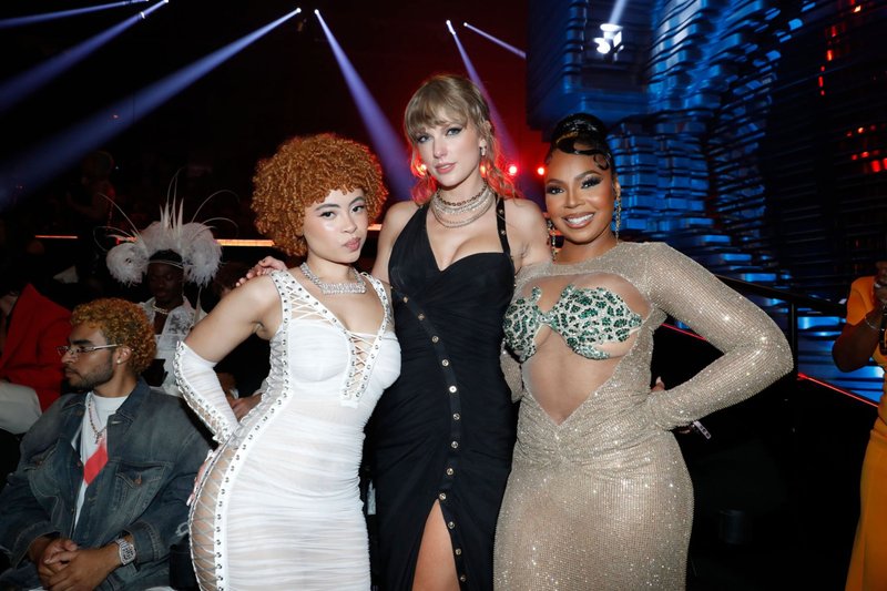 Taylor Swift at 2023 MTV Video Music Awards — photo 402