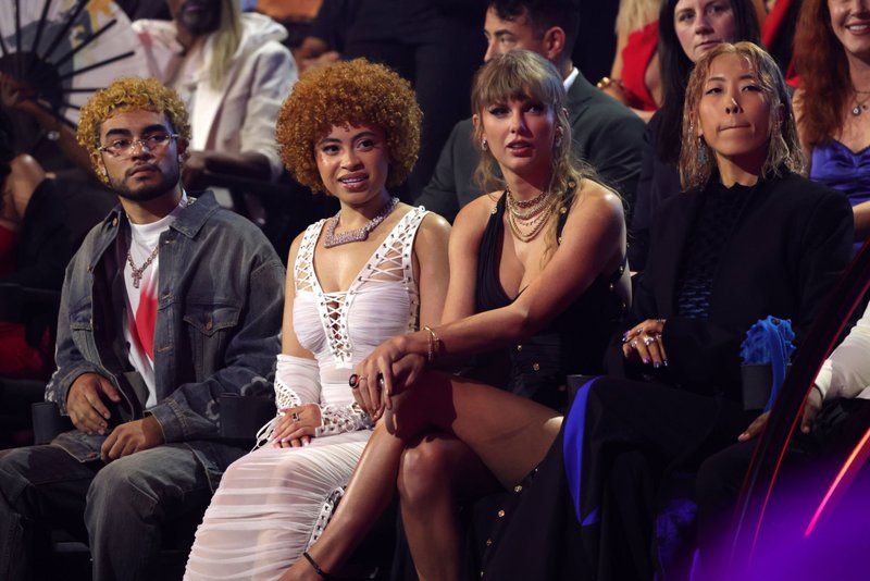 Taylor Swift at 2023 MTV Video Music Awards — photo 415