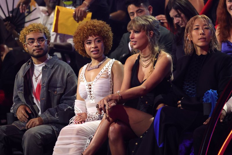 Taylor Swift at 2023 MTV Video Music Awards — photo 417