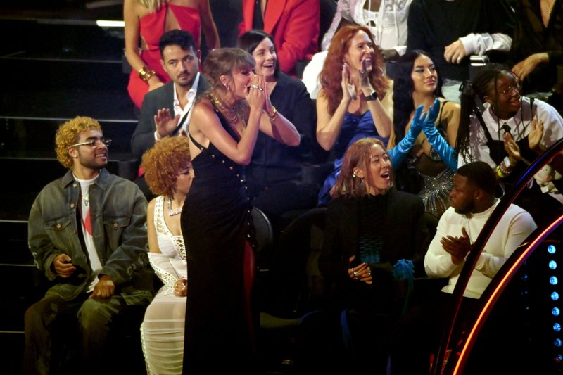 Taylor Swift at 2023 MTV Video Music Awards — photo 434