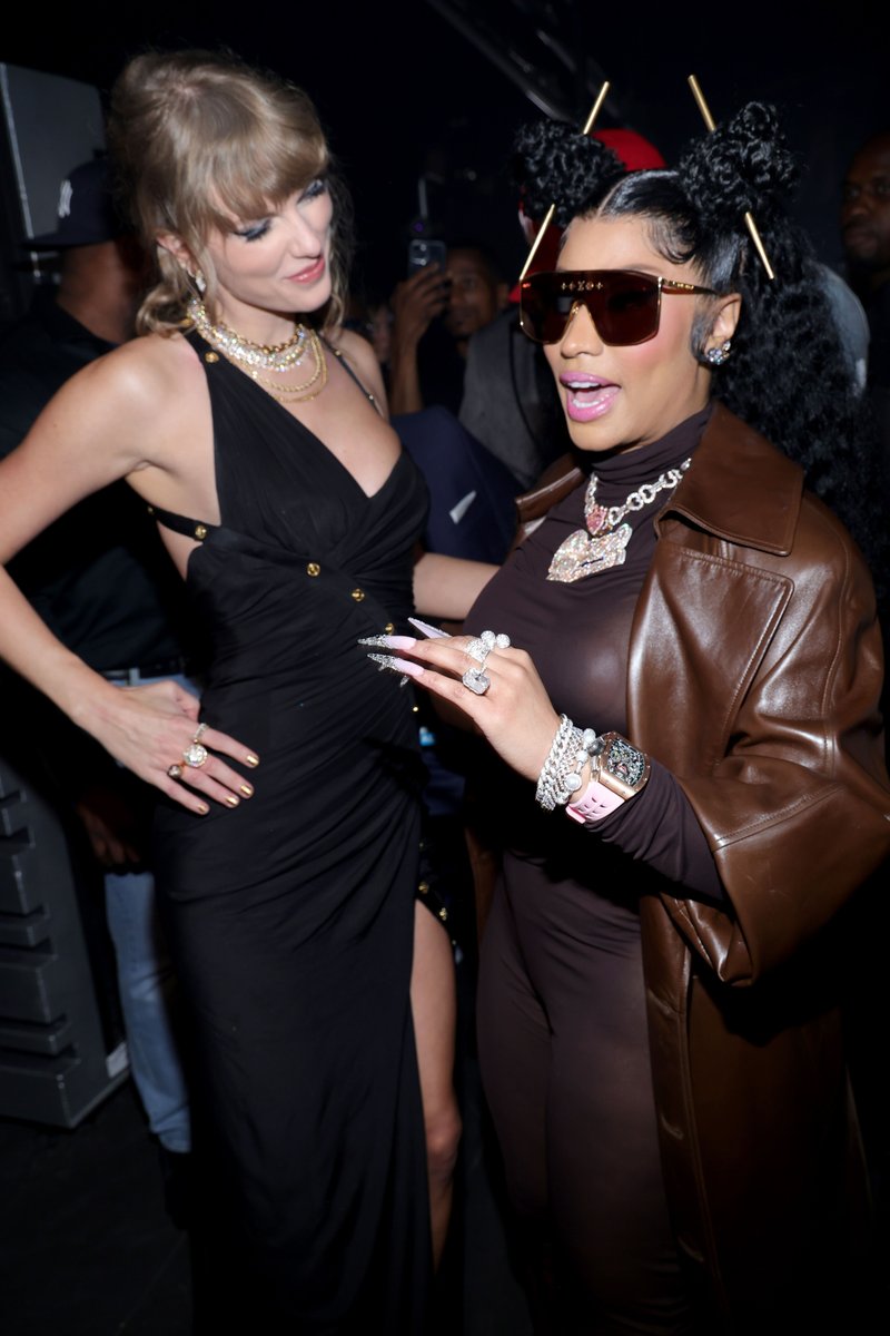 Taylor Swift at 2023 MTV Video Music Awards — photo 498