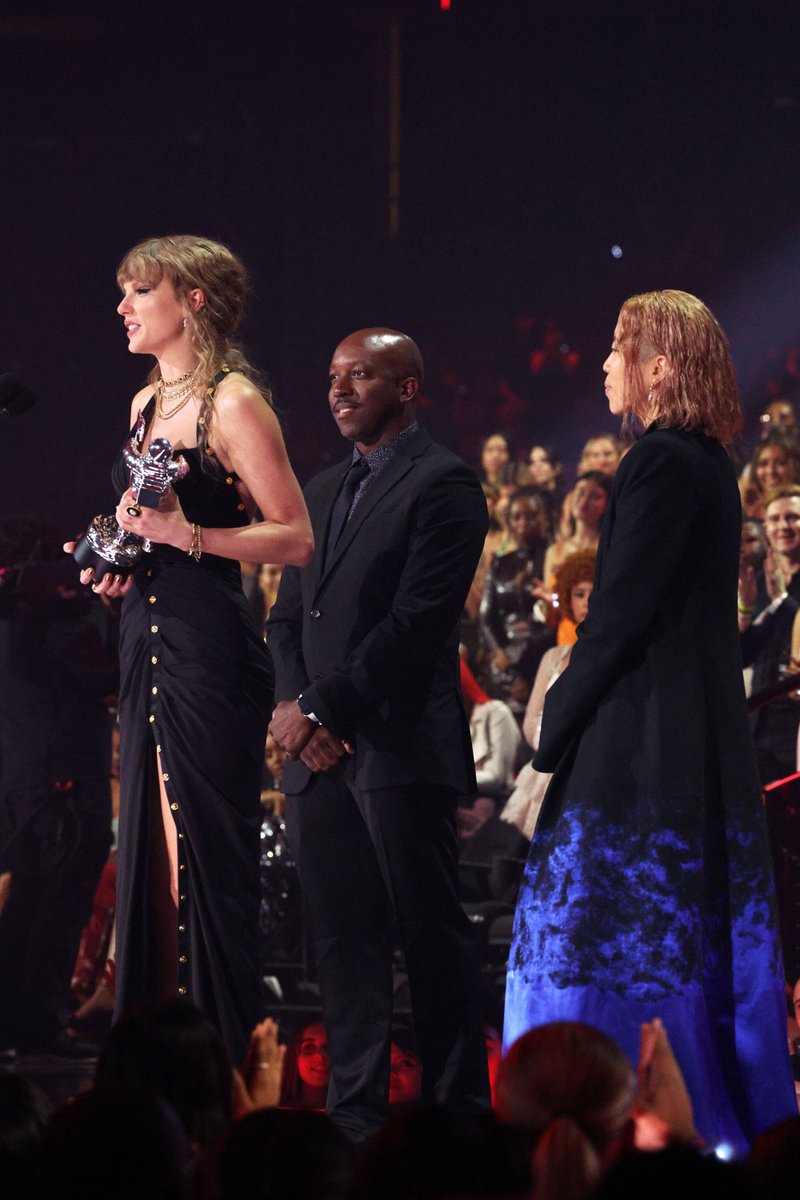 Taylor Swift at 2023 MTV Video Music Awards — photo 504