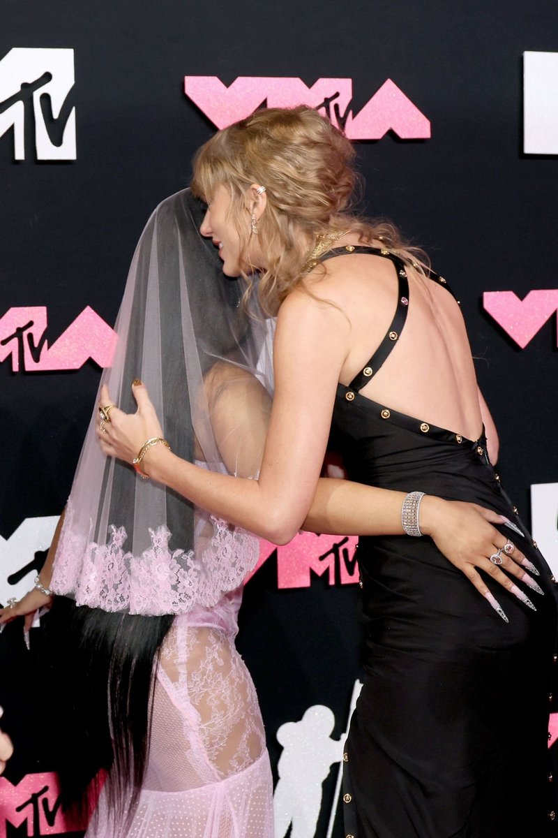 Taylor Swift at 2023 MTV Video Music Awards — photo 521