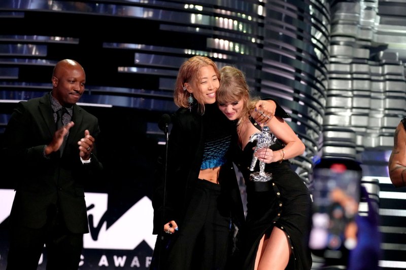 Taylor Swift at 2023 MTV Video Music Awards — photo 569
