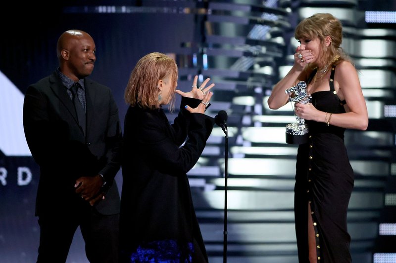 Taylor Swift at 2023 MTV Video Music Awards — photo 571