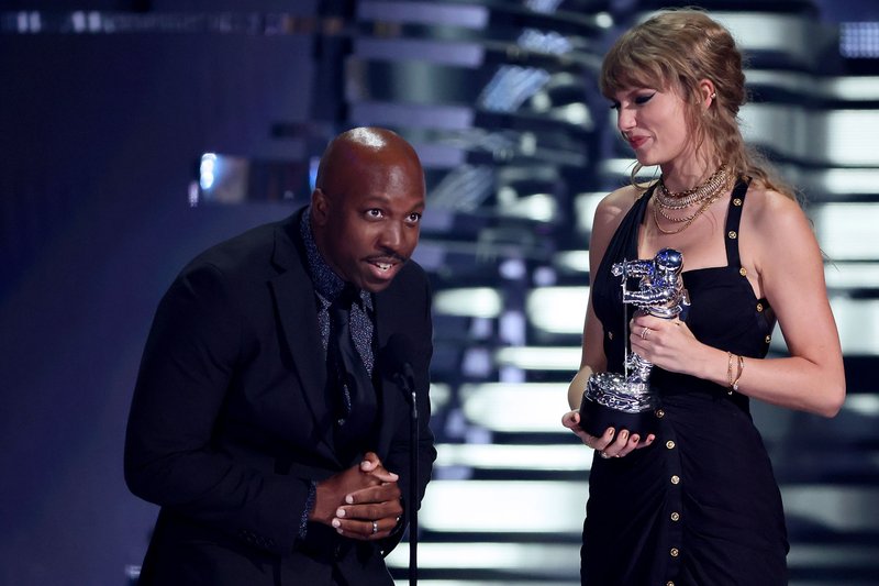 Taylor Swift at 2023 MTV Video Music Awards — photo 578