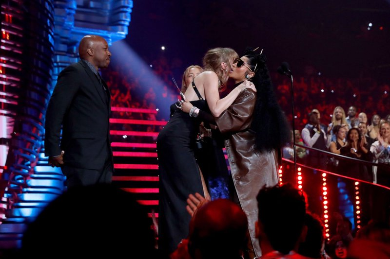 Taylor Swift at 2023 MTV Video Music Awards — photo 590