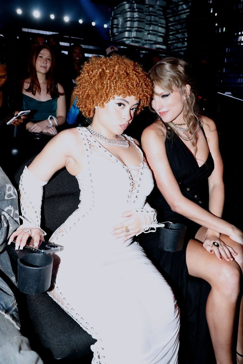 Taylor Swift at 2023 MTV Video Music Awards — photo 594