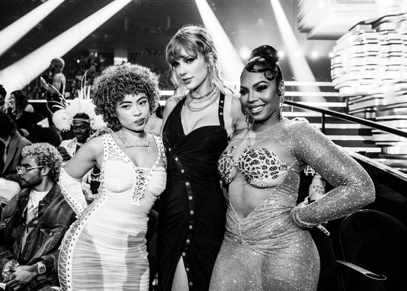 Taylor Swift at 2023 MTV Video Music Awards — photo 613