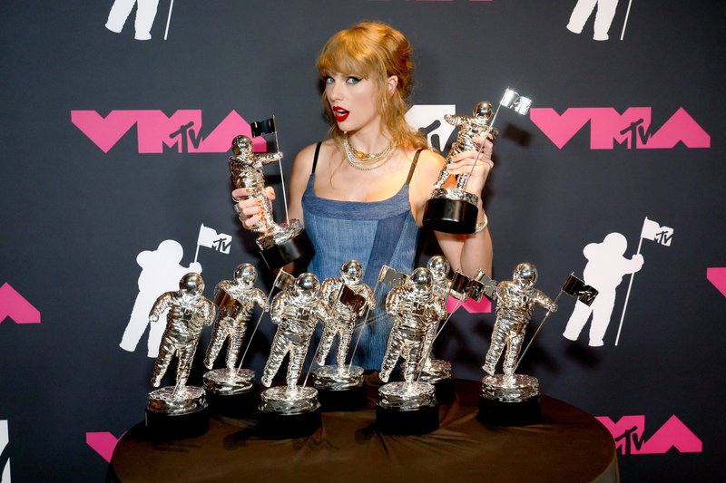 Taylor Swift at 2023 MTV Video Music Awards — photo 628