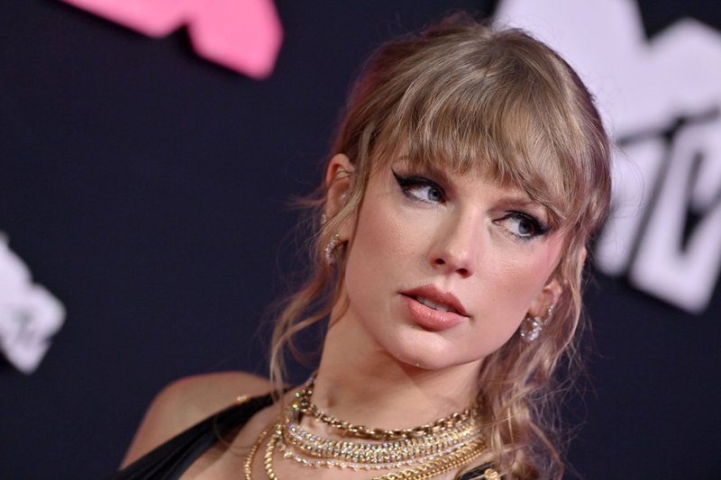 Taylor Swift at 2023 MTV Video Music Awards — photo 651