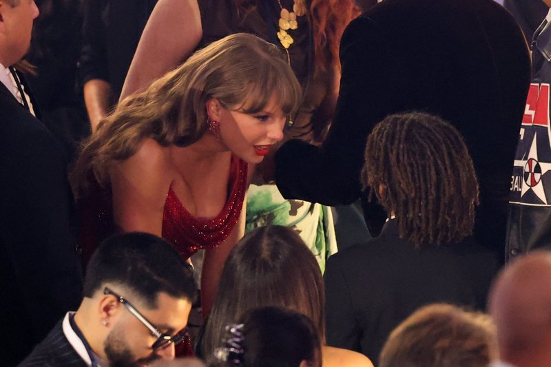 Taylor Swift at 67th GRAMMY Awards — photo 15