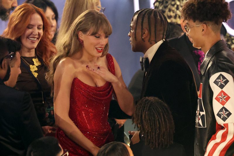 Taylor Swift at 67th GRAMMY Awards — photo 17