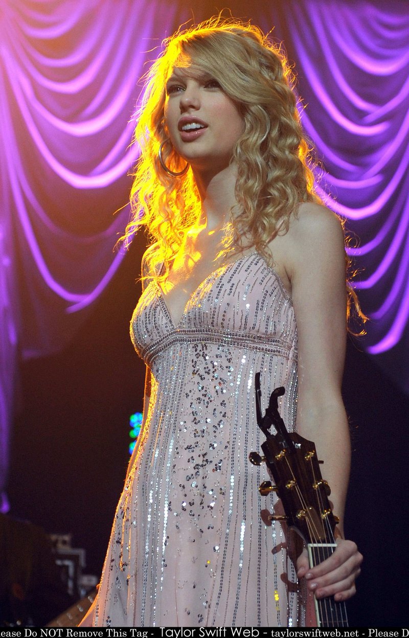 Taylor Swift — 2008 ACM New Artists Party For A Cause — photo 12