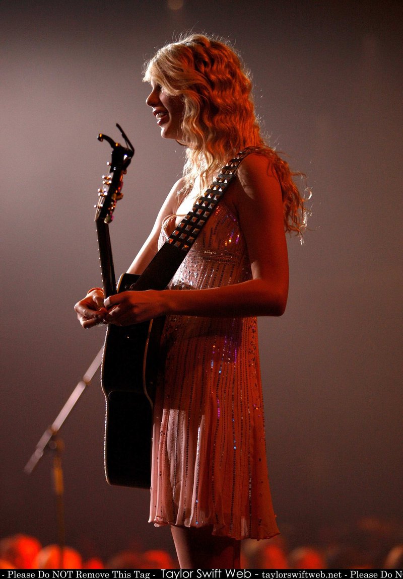 Taylor Swift — 2008 ACM New Artists Party For A Cause — photo 15