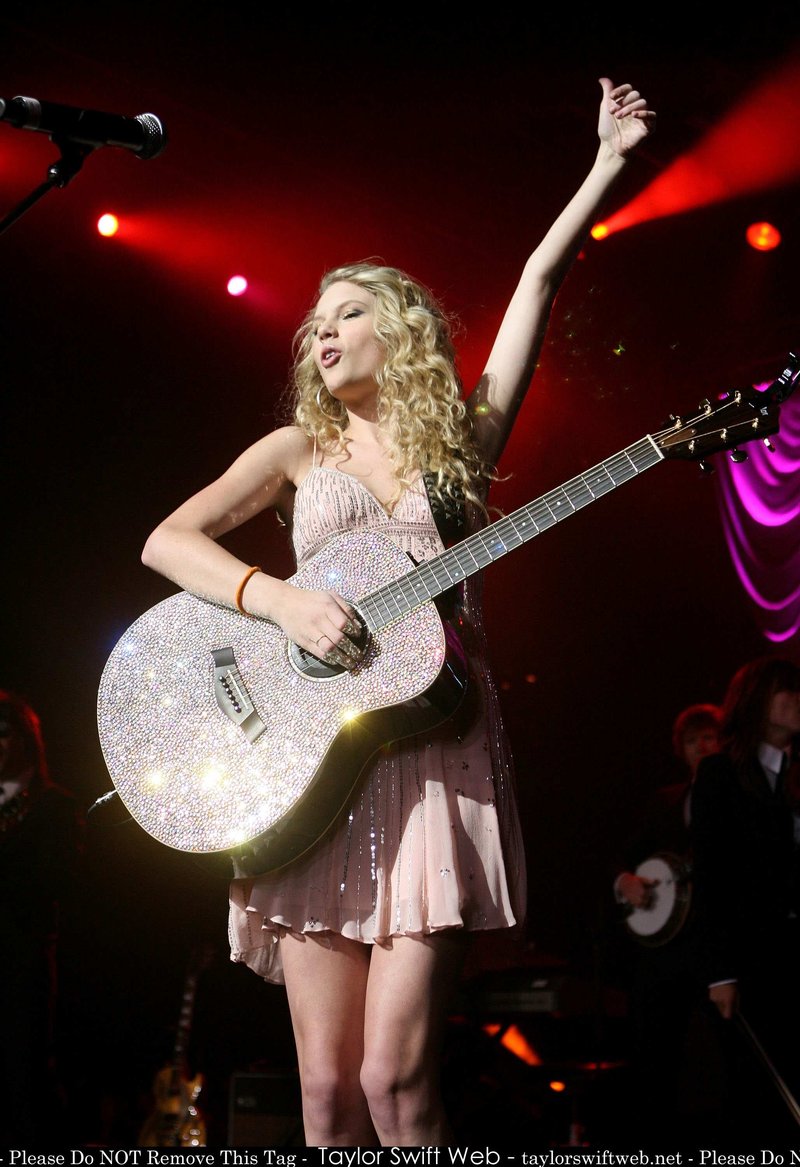 Taylor Swift — 2008 ACM New Artists Party For A Cause — photo 39