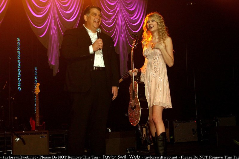 Taylor Swift — 2008 ACM New Artists Party For A Cause — photo 43