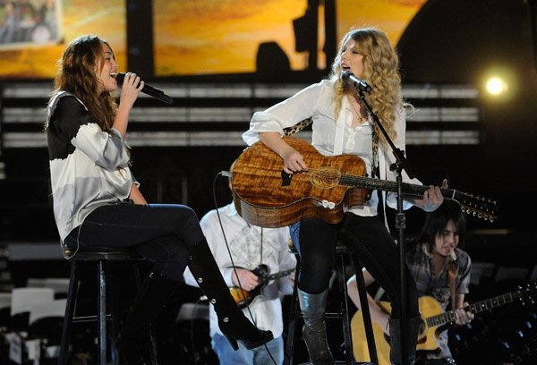 Taylor Swift — 51st Annual GRAMMY Awards - Rehearsals — photo 2
