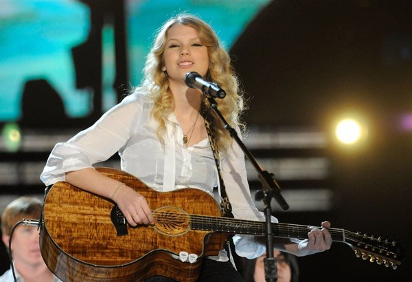 Taylor Swift — 51st Annual GRAMMY Awards - Rehearsals — photo 7