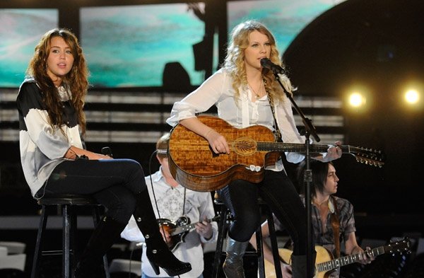 Taylor Swift — 51st Annual GRAMMY Awards - Rehearsals — photo 9