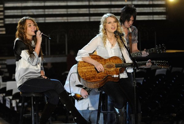 Taylor Swift — 51st Annual GRAMMY Awards - Rehearsals — photo 10