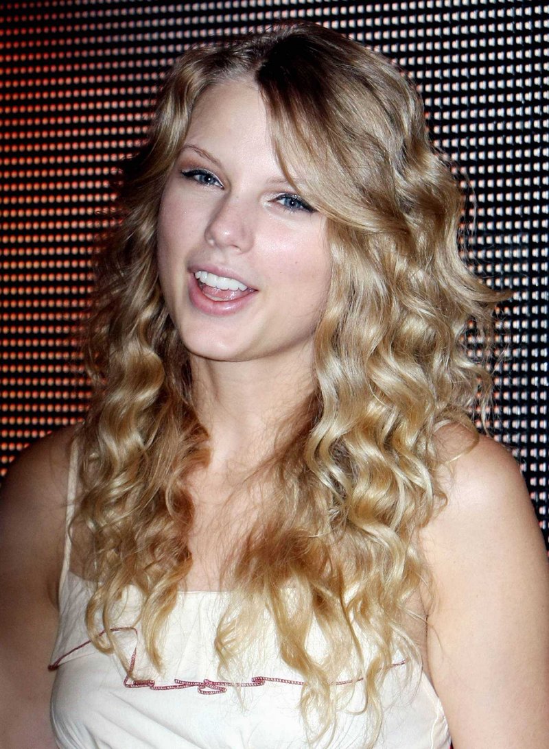 Taylor Swift — 2009 CMA Music Festival — photo 23