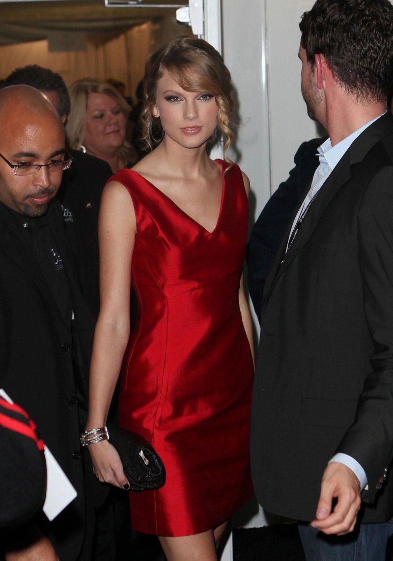 Taylor Swift — Fashion Week Spring 2010 — photo 1