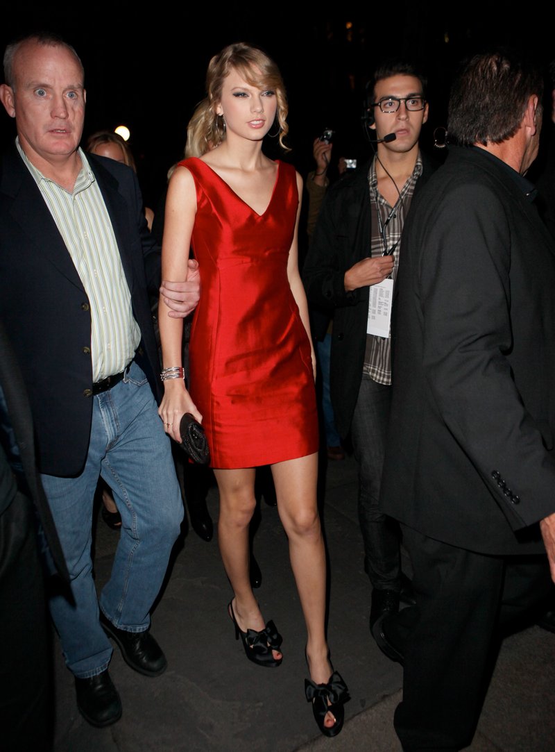 Taylor Swift — Fashion Week Spring 2010 — photo 15