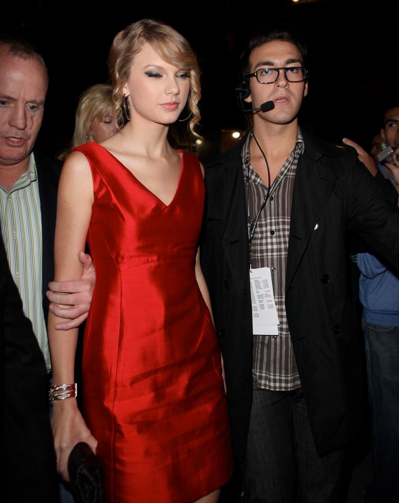 Taylor Swift — Fashion Week Spring 2010 — photo 22