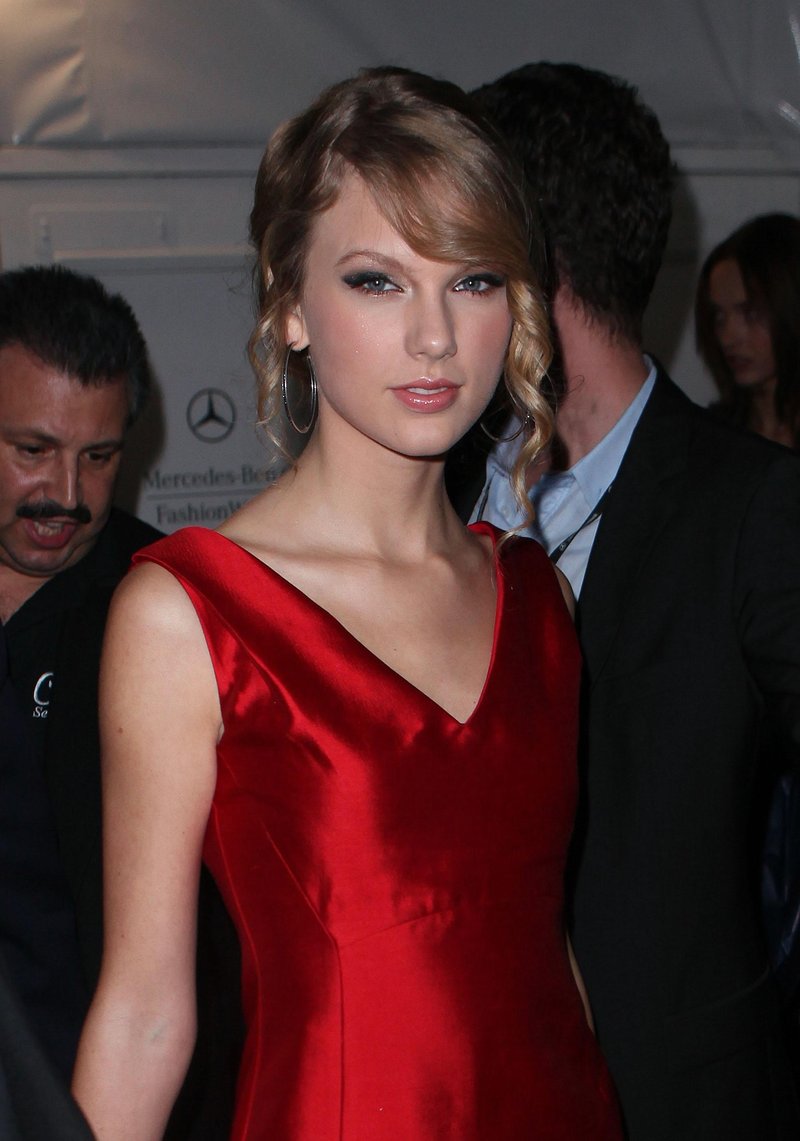 Taylor Swift — Fashion Week Spring 2010 — photo 50