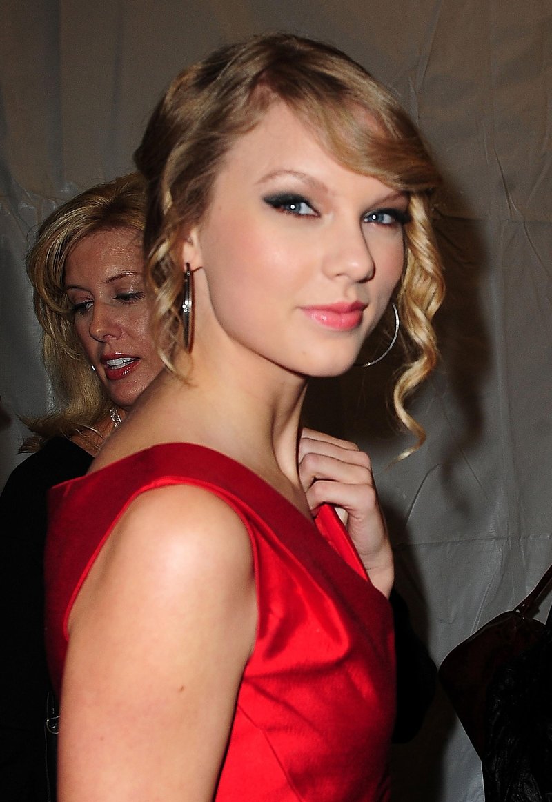 Taylor Swift — Fashion Week Spring 2010 — photo 77