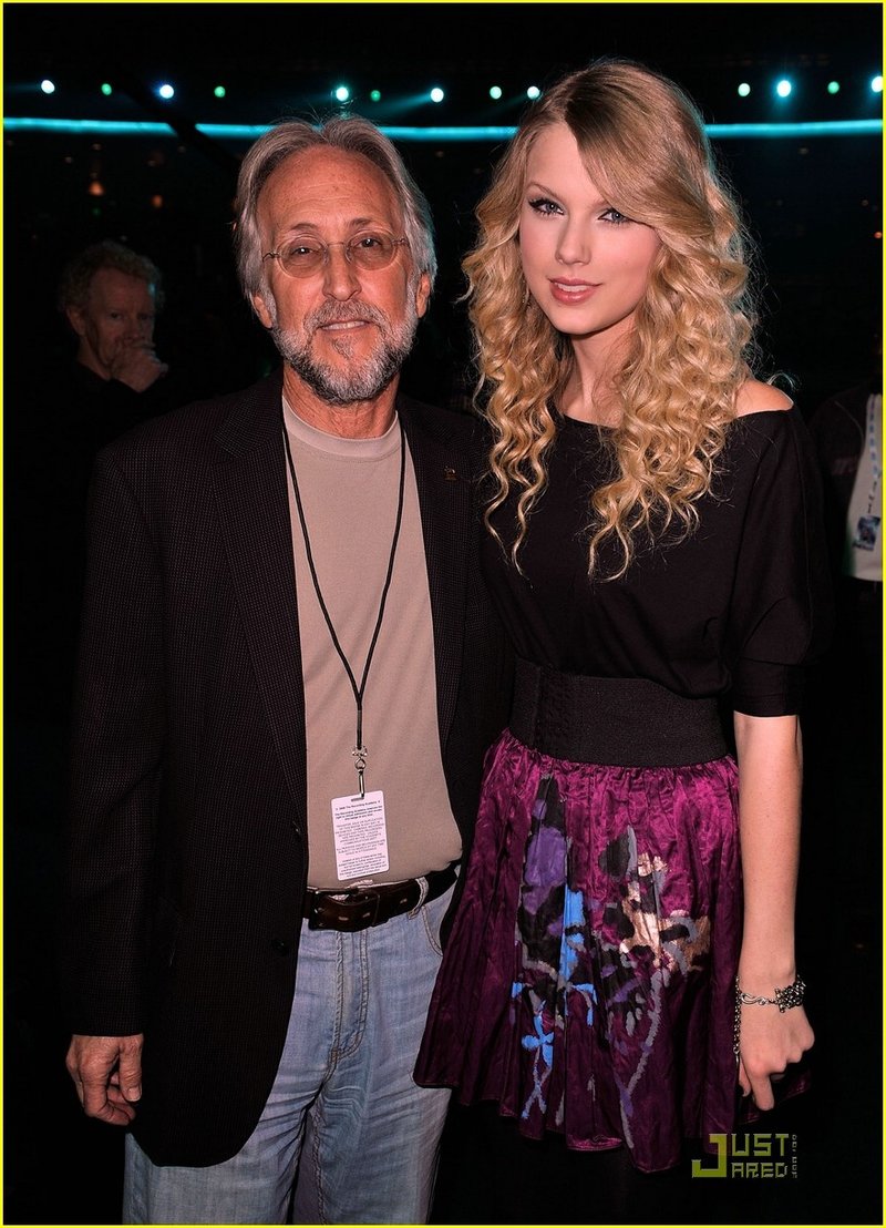 Taylor Swift — The GRAMMY Nominations Concert Live - Rehearsals - Day 1 — photo 6