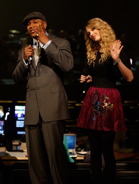 Taylor Swift — The GRAMMY Nominations Concert Live - Rehearsals - Day 1 — photo 7