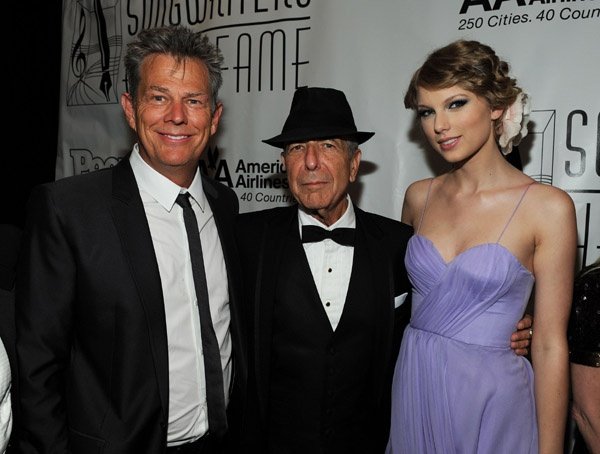 Taylor Swift at 41st Annual Songwriters Hall of Fame Ceremony — photo 21