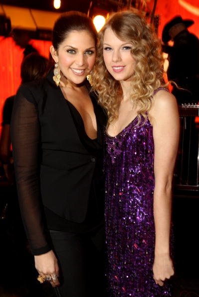 Taylor Swift at Brooks & Dunn's Tribute Concert: The Last Rodeo — photo 20